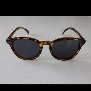 Le Specs bandwagon matte tort sunglasses